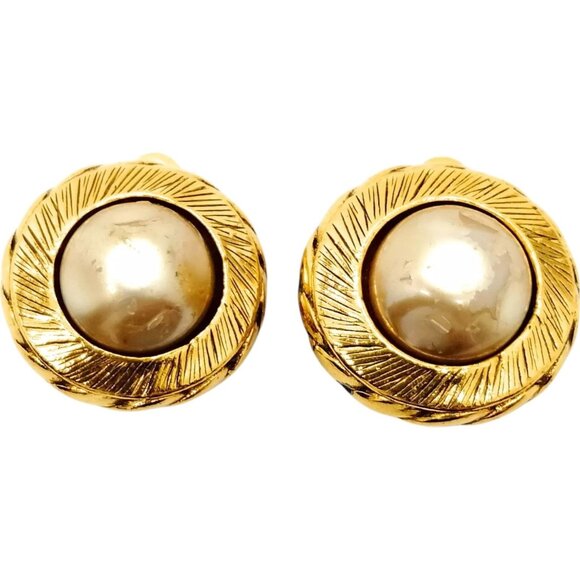 551231BJ (S3) Chanel Earrings Gold Metal - Picture 1 of 8